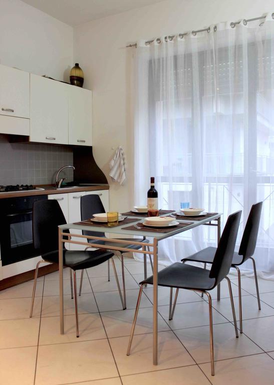 Casa Crissi Apartment Алба Екстериор снимка