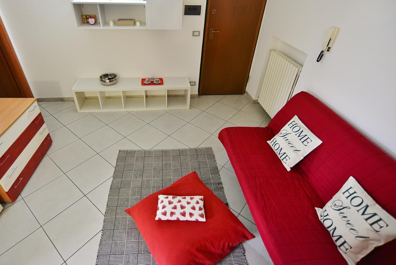 Casa Crissi Apartment Алба Екстериор снимка