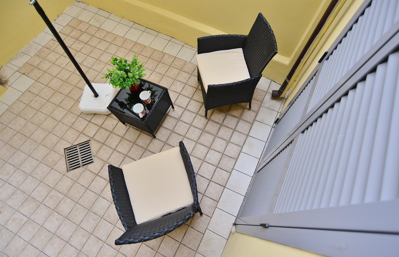 Casa Crissi Apartment Алба Екстериор снимка