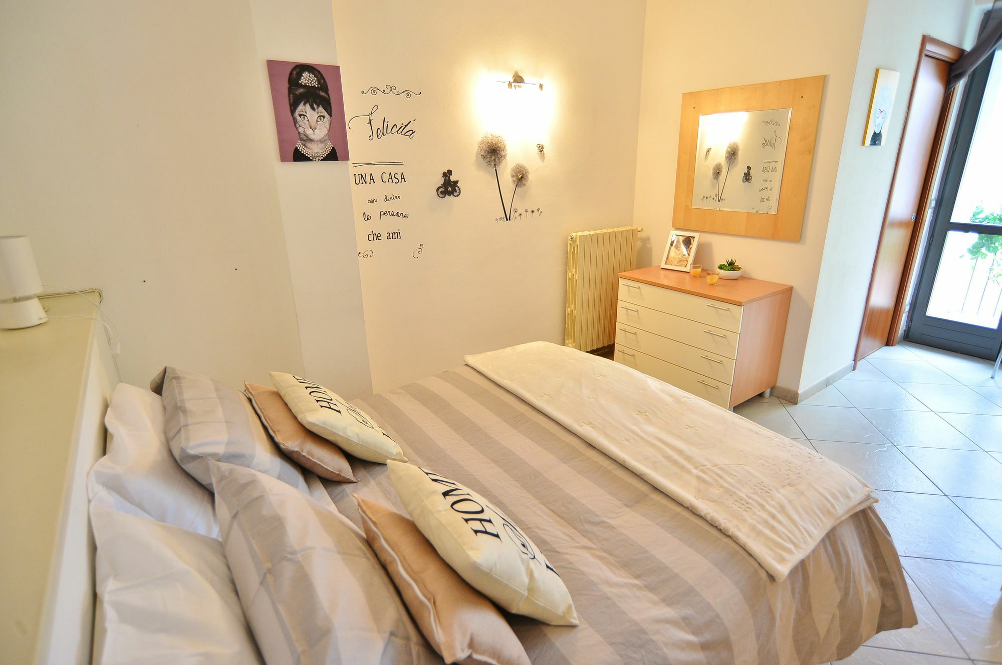 Casa Crissi Apartment Алба Екстериор снимка
